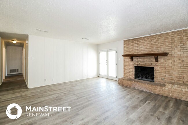 Foto del edificio - 1822 El Paso St