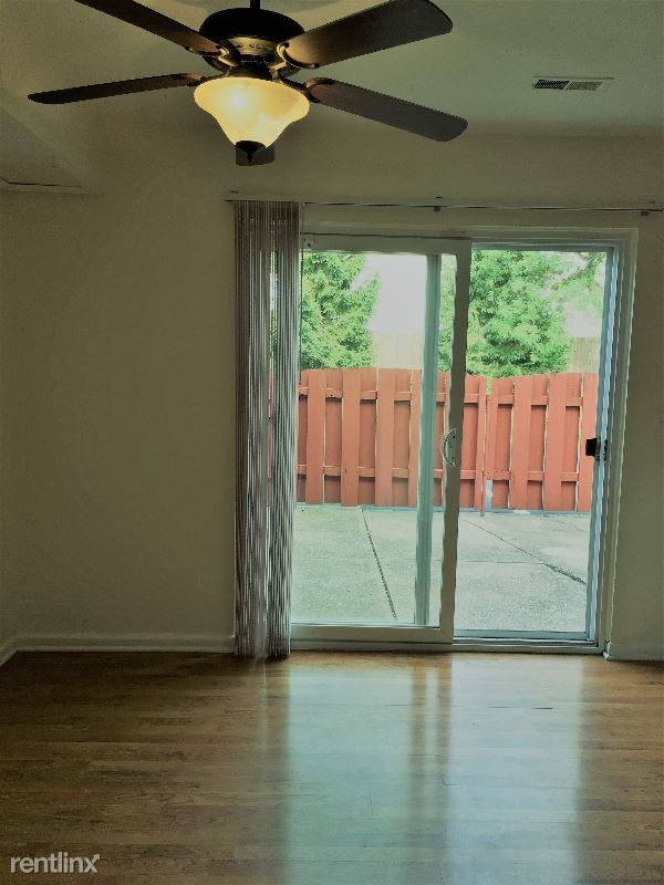 Foto del edificio - 2 br, 1.5 bath Condo - 779 Clareridge Lane