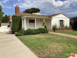 Building Photo - 619 El Medio Ave