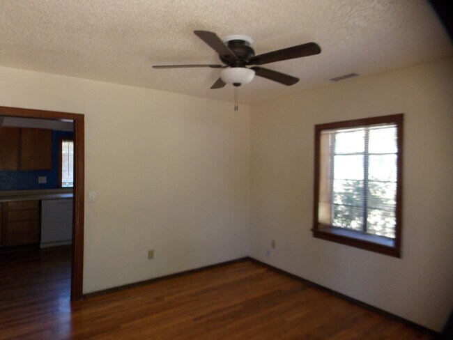 Foto del edificio - Coming in July! | Charming 2 Bedroom Home in Lower Greenlaw | Large Fenced Yard