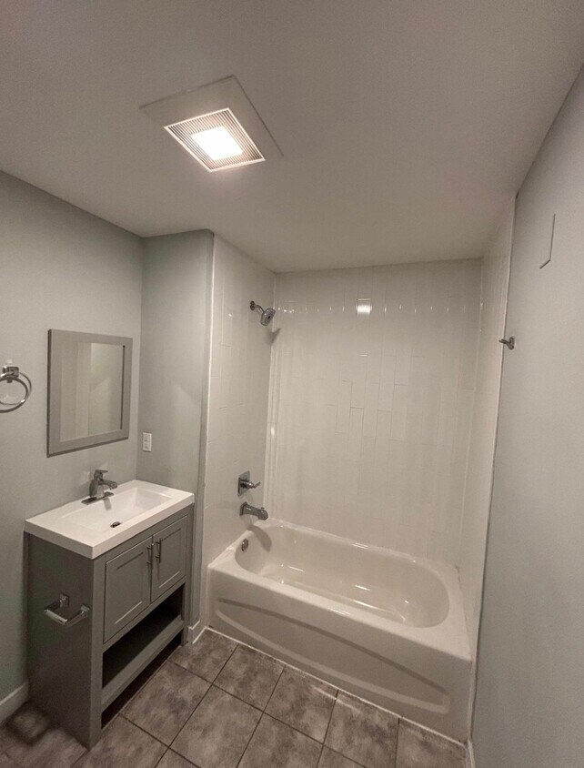 Building Photo - 135 Beech St