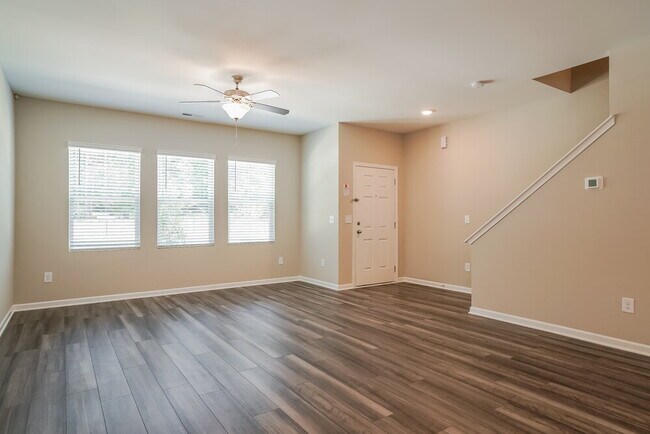 Foto del edificio - 524 Landing View Dr