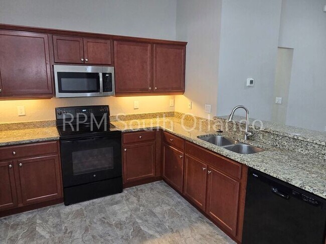 Foto del edificio - Country Club Estates