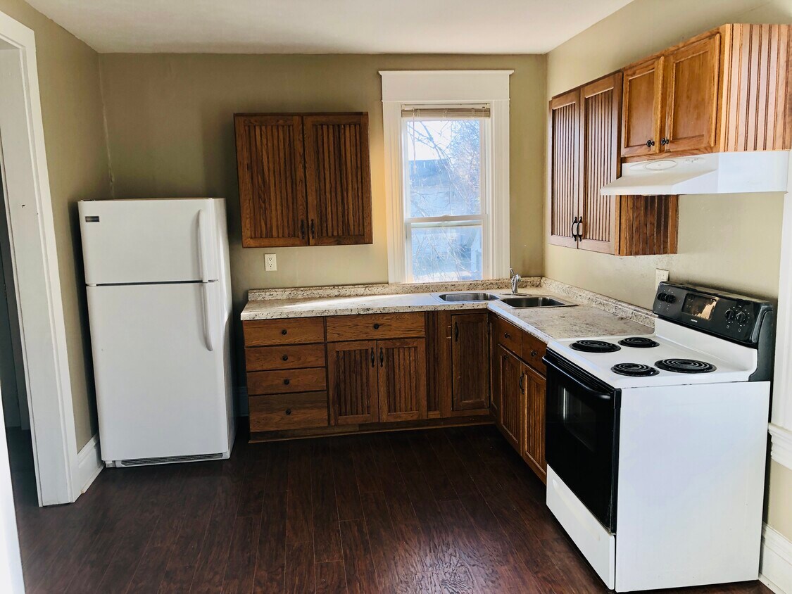 1024 Rivermet Ave Unit 201, Fort Wayne, IN 46805 Condo for Rent in Fort Wayne, IN