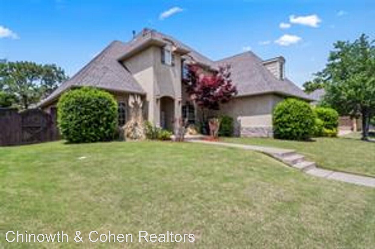 Primary Photo - 5 br, 3 bath House - 9302 S 73rd E Pl