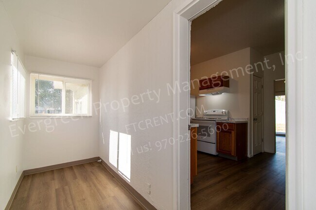 Foto del edificio - 161 S Lincoln Ave