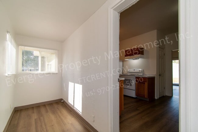 Building Photo - 161 S Lincoln Ave