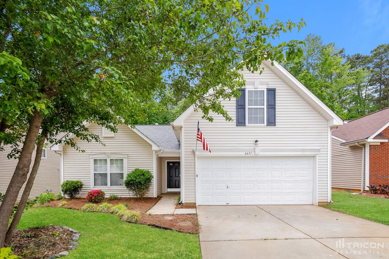 Foto principal - 6631 Sunman Rd
