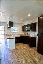Building Photo - 26740 Hillview St