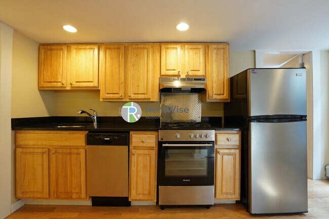 Foto del edificio - 232 Cambridge St