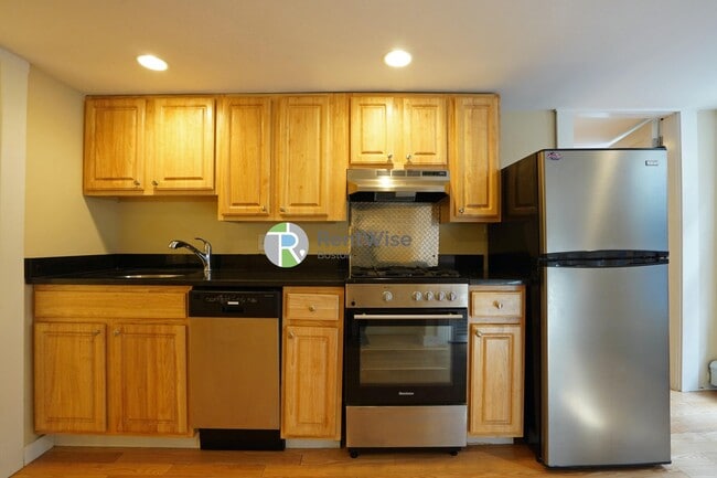 Photo - 232 Cambridge St Apartment