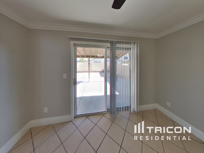 Building Photo - 4548 Little Wren Ln
