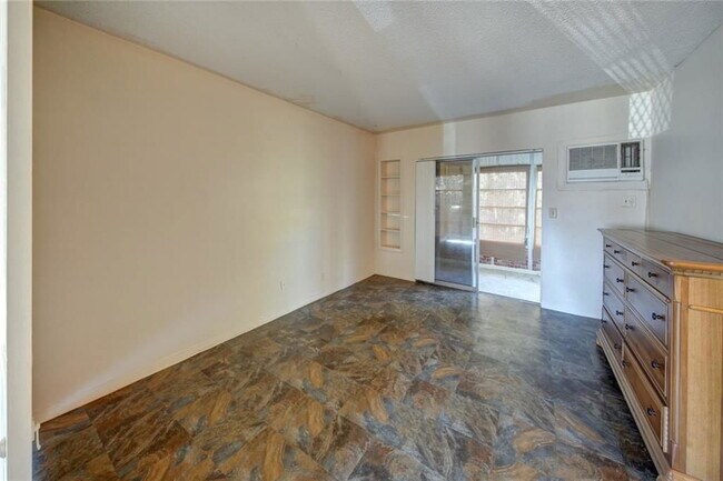 Foto del edificio - 2115 NE 42nd Ct