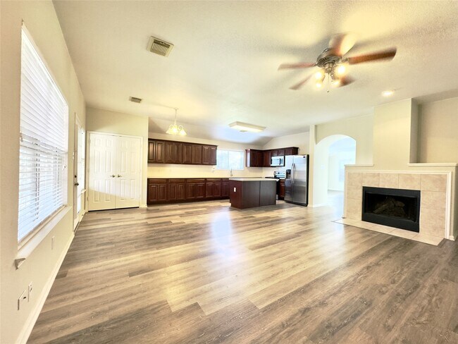Foto del edificio - 1902 Winding Hollow Dr
