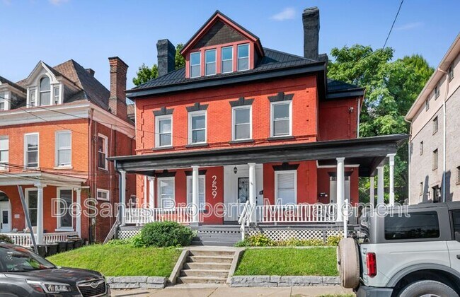 Photo - 259-261 N. Dithridge Street House