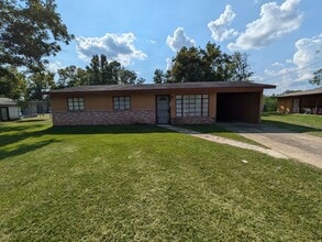 Building Photo - 7725 Helbig Rd