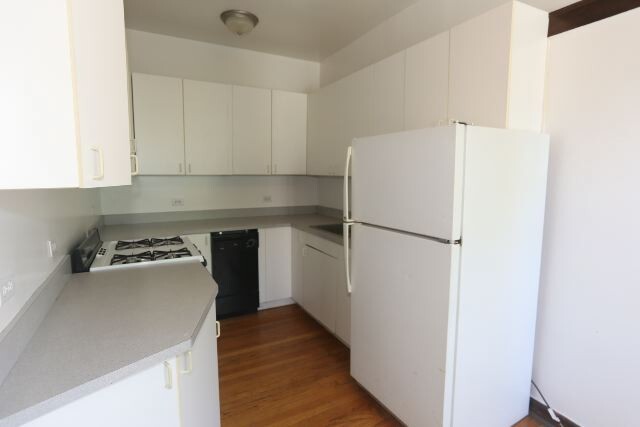 Foto del edificio - 819 W Waveland Ave