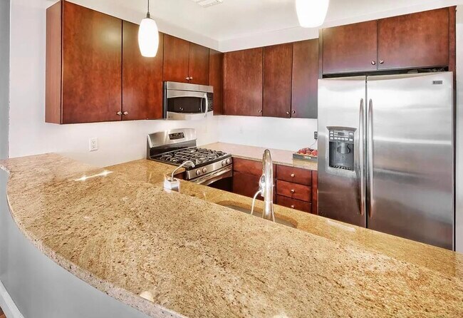 Foto del edificio - 34 48th St