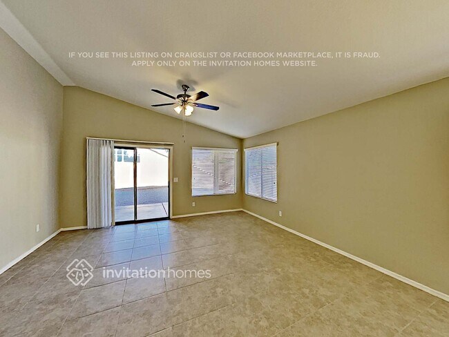 Building Photo - 2330 E Pinto Dr