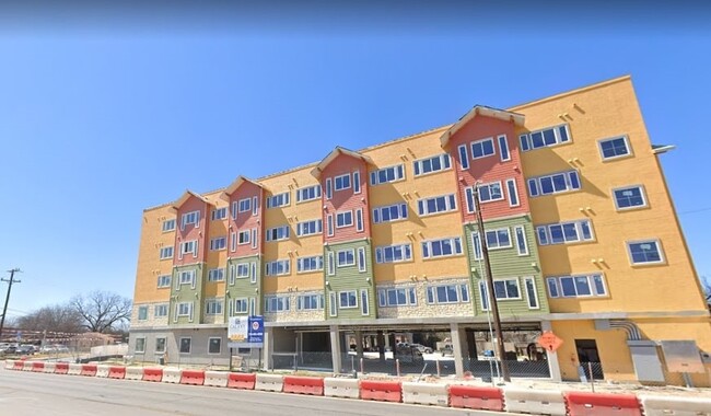 Foto del edificio - 111 Ames Ave