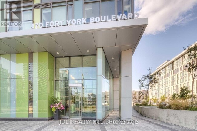 Building Photo - 170-1170 Fort York Blvd