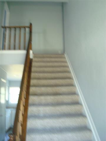 Building Photo - 620 Valley Spring Dr