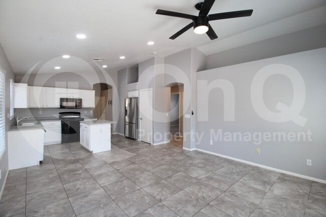 Building Photo - 14867 W Acapulco Ln