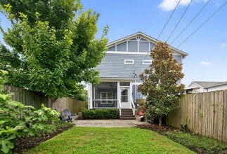 Building Photo - 5302A Louisiana Ave