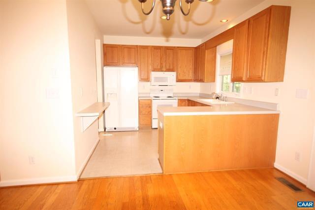 Building Photo - 2596 Ravenscroft Way