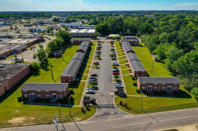 Building Photo - King George Apartments