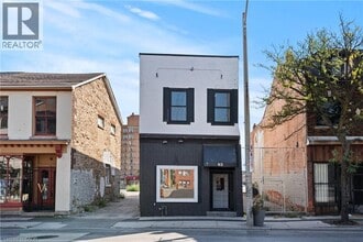 Building Photo - 93 John St S