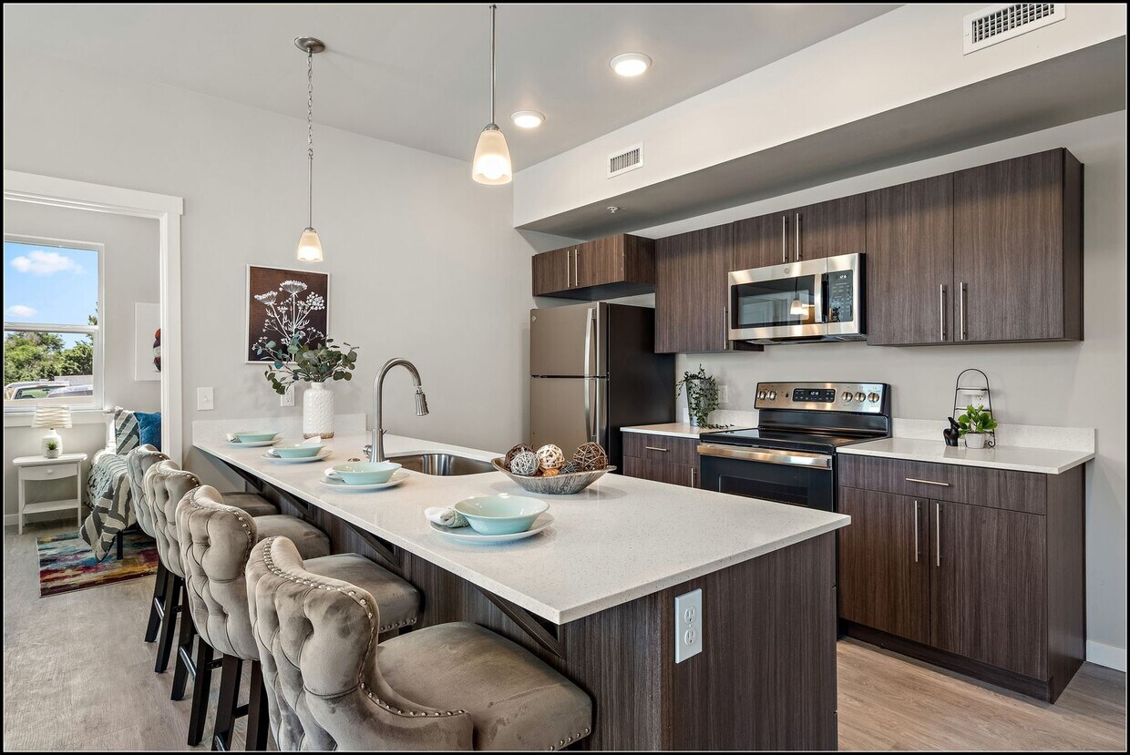 Primary Photo - Denali Park Apartments