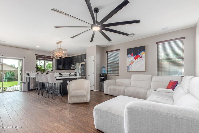 Foto del edificio - 4135 E Waterman Ct