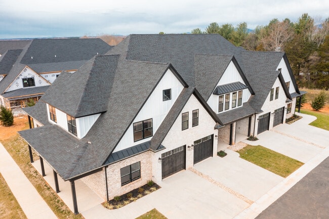 Building Photo - 1044 S Westyn Loop