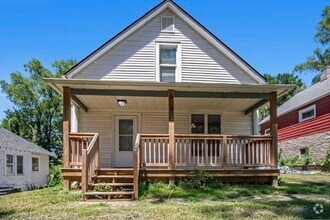 Building Photo - 4528 Burdette St