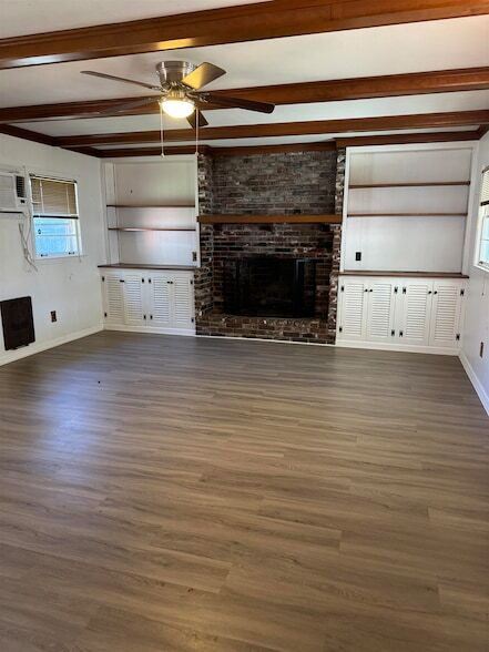 Foto del edificio - 4973 Greenway Rd