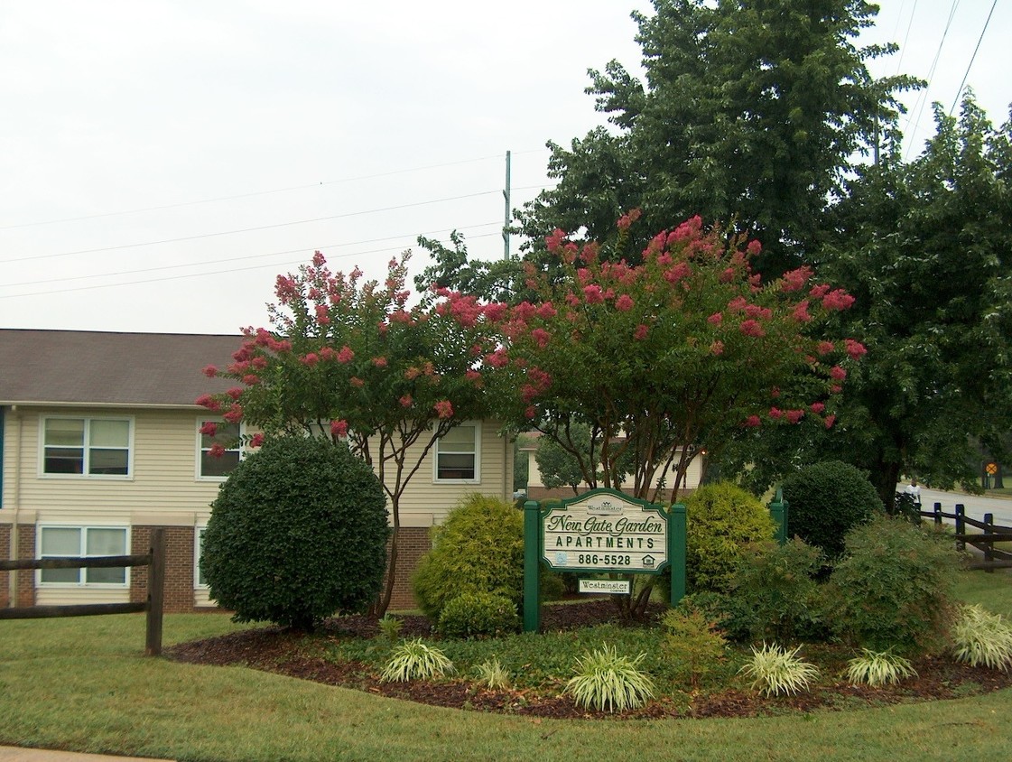Primary Photo - Newgate Apartments
