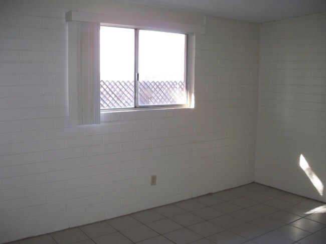 Foto del edificio - 1435 E Fort Lowell Rd