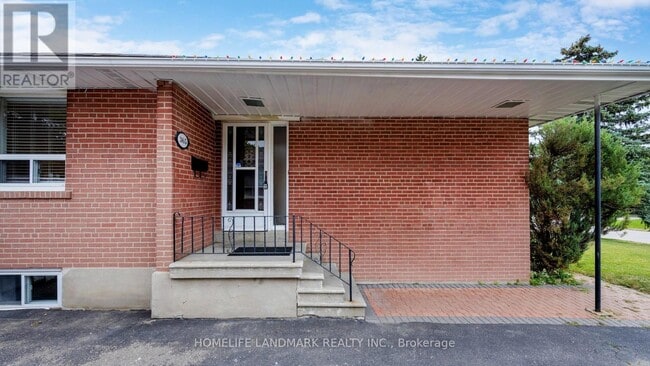 Building Photo - 365 Osiris Dr