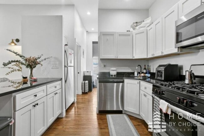 Building Photo - 1 bedroom in Brooklyn NY 11216