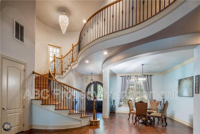 Foto del edificio - 5106 Sloan Cir