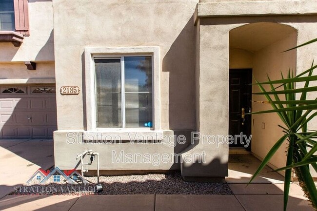 Building Photo - 2185 N Mosley Dr