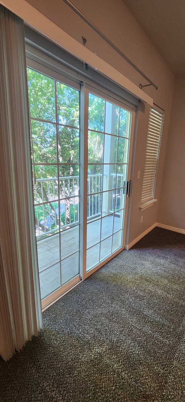 Building Photo - 504 N Seven Peaks Blvd