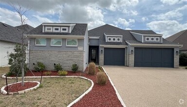 Building Photo - 2721 River Path Ct