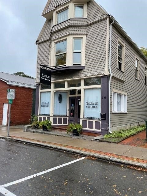 Building Photo - 30 Main St