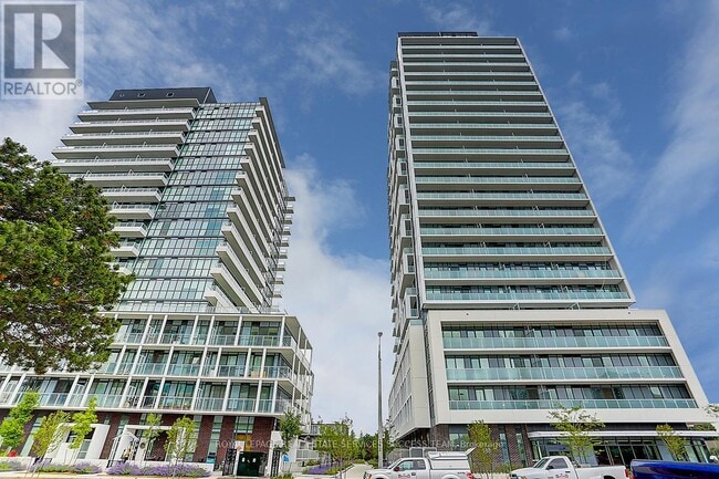 Photo du bâtiment - 188-1188 Fairview Mall Dr
