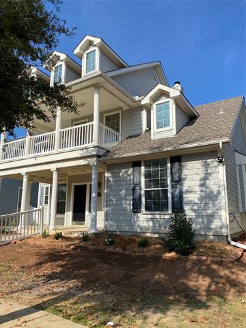 Foto del edificio - 1425 Oakcrest Dr