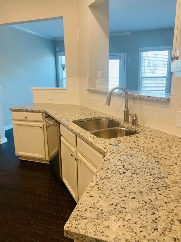 Foto del edificio - 1309 Elderwood Way