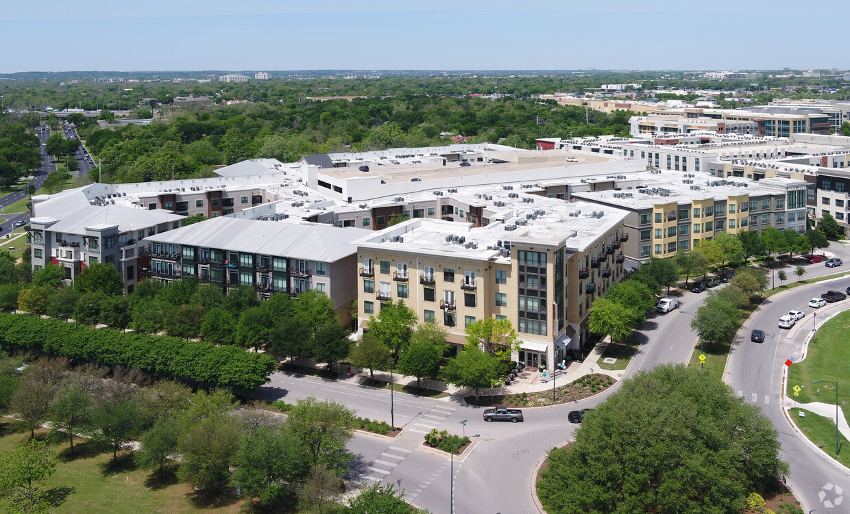 Mosaic at Mueller Apartments Austin, TX