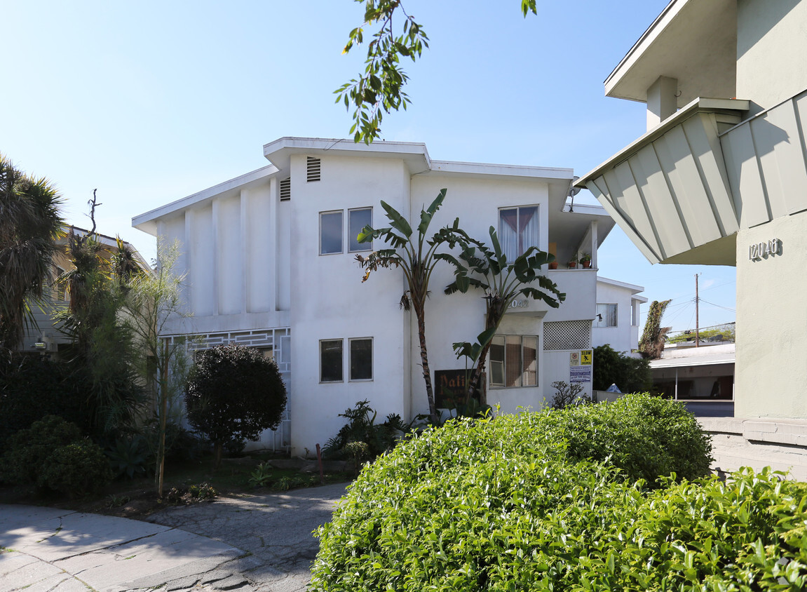 Building Photo - Patio Apartments